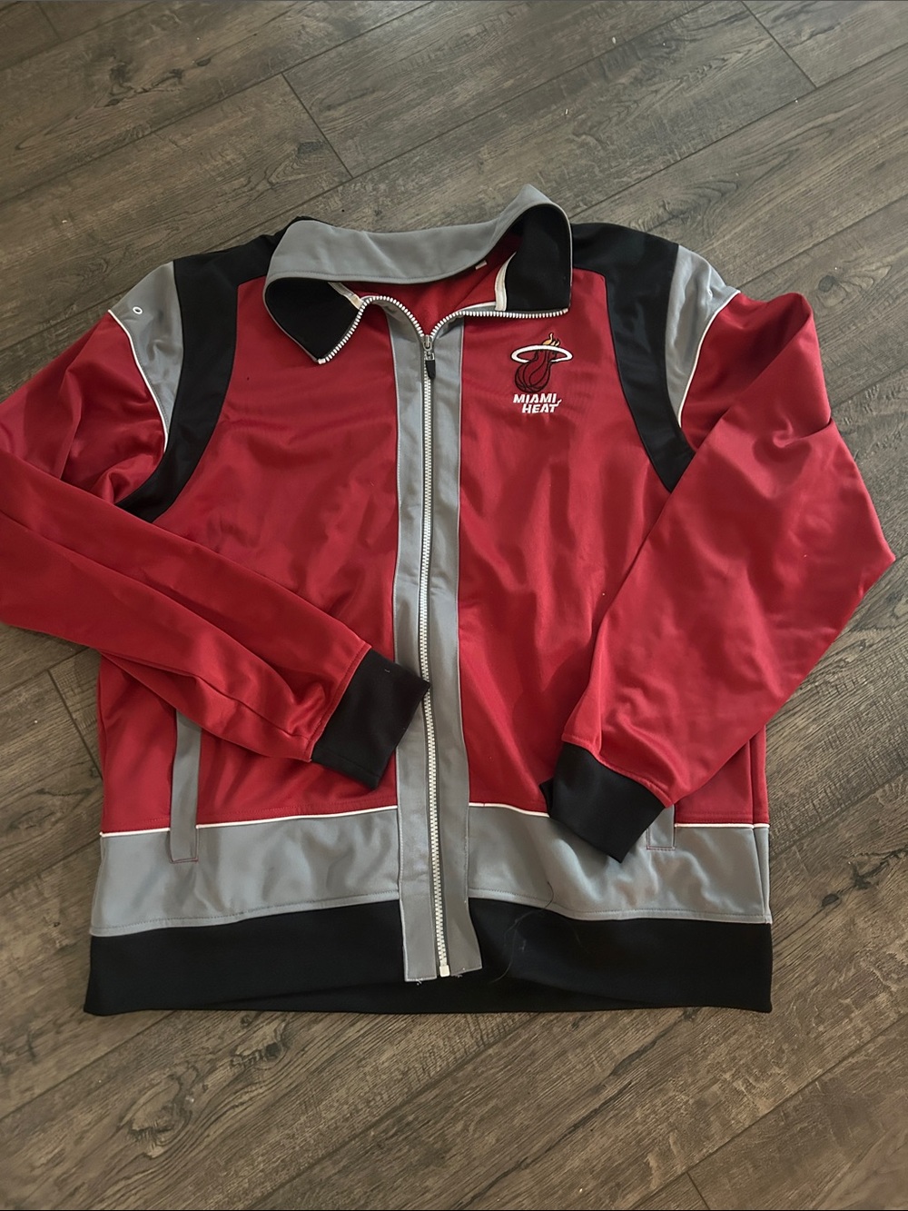 Vintage NBA Miami Heat Red Black Gray Performance Jacket